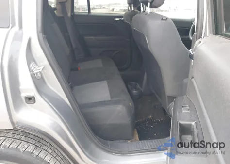 2016 Jeep Compass Sport из США, поврежденный, VIN 1C4NJCBA5GD743492